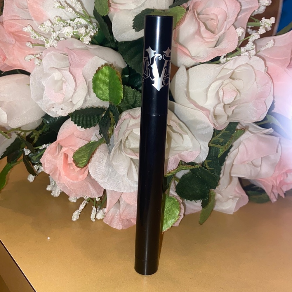 Kat Von D retired ultra versatile face pigment sticks in BUBBLEGUM 💕 never used